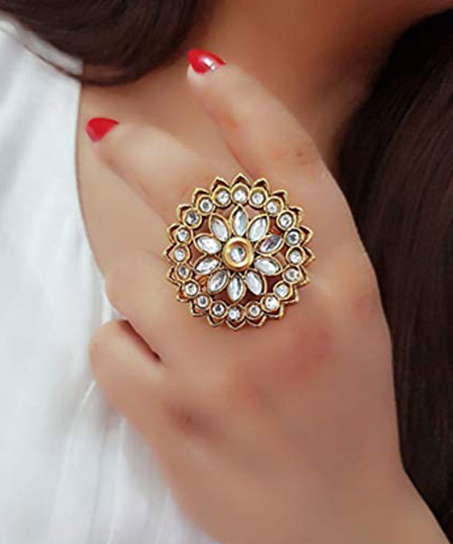 Gold Earring in Madurai